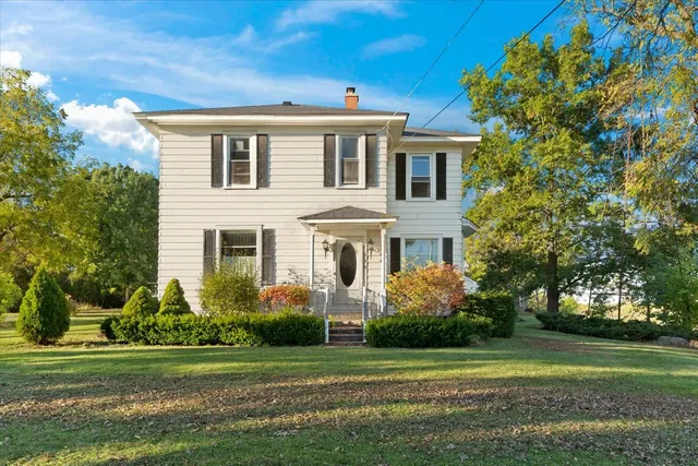 $525,000 | 116 East Monaville Road, Lake Villa, IL 60046