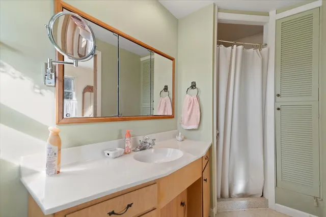 $525,000 | 116 East Monaville Road, Lake Villa, IL 60046