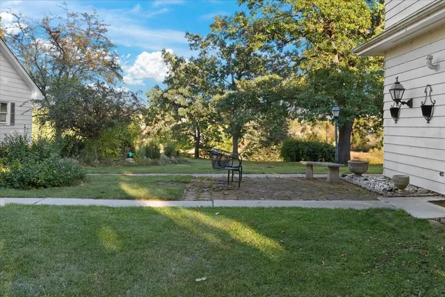 $525,000 | 116 East Monaville Road, Lake Villa, IL 60046