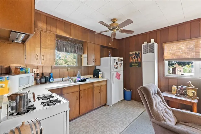 $525,000 | 116 East Monaville Road, Lake Villa, IL 60046