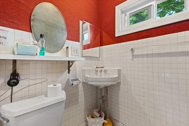 $525,000 | 116 East Monaville Road, Lake Villa, IL 60046