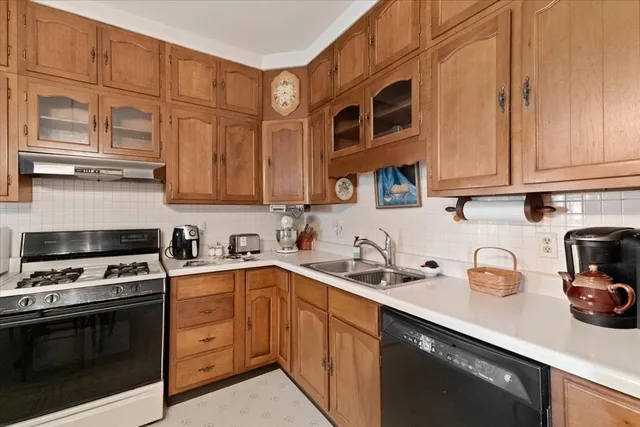 $525,000 | 116 East Monaville Road, Lake Villa, IL 60046