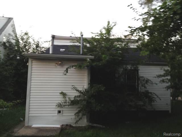 8410 Rivard Avenue Warren, MI 48089 - Photo 17 of 18 IMG_2045.jpg