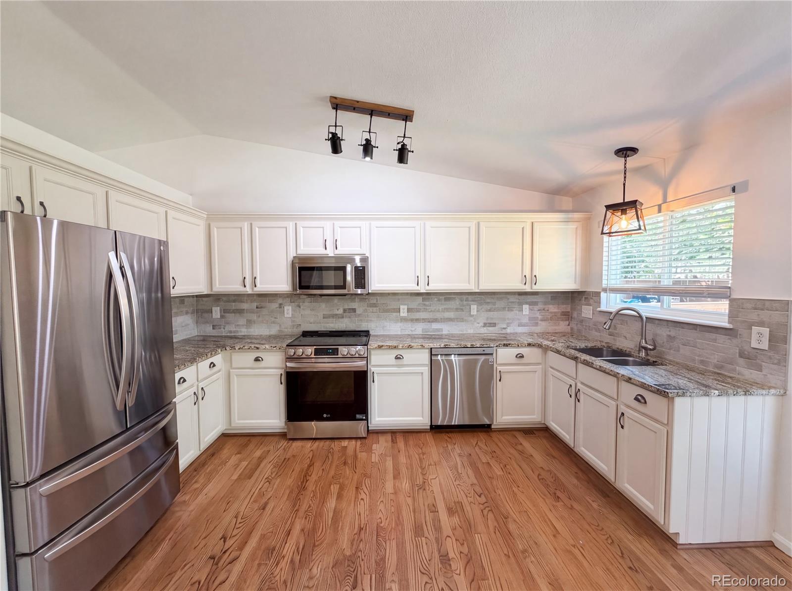 2154 Gold Dust Lane Highlands Ranch, CO 80129 - Photo 9 of 19 Gallery Image 9