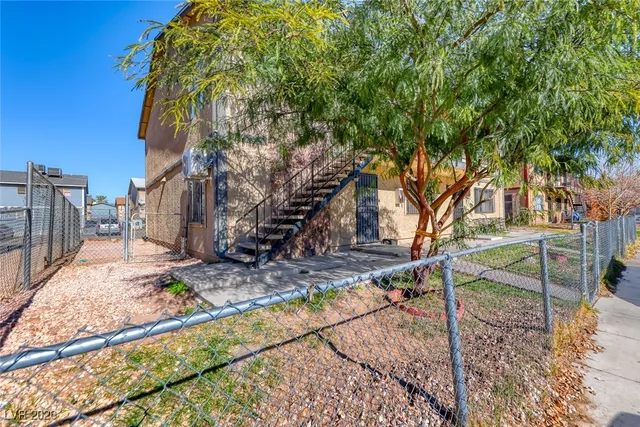 $1,100 | 4762 Cessna Avenue, Unit 3, Las Vegas, NV 89115