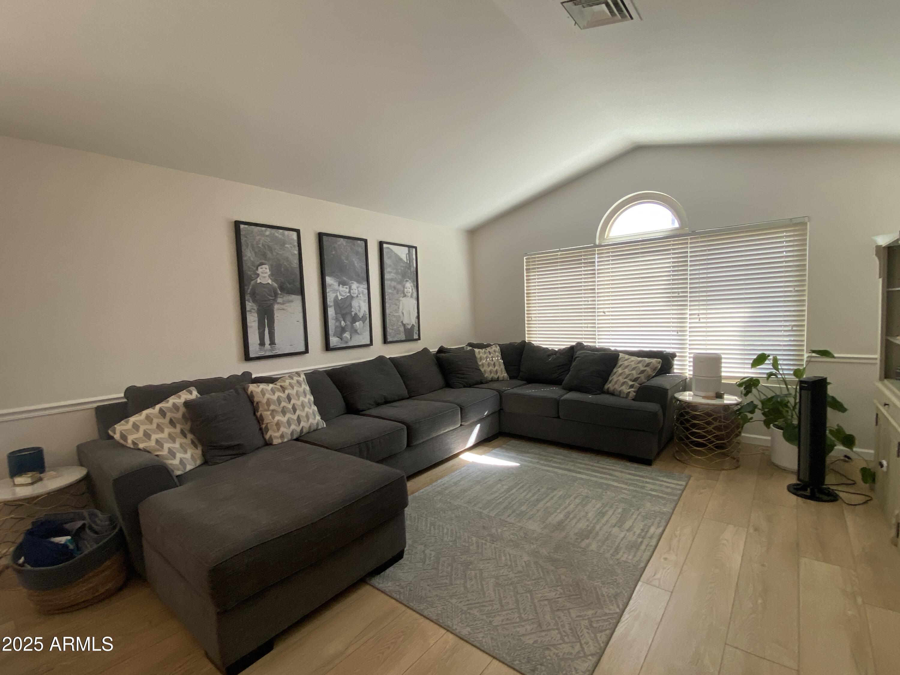 19004 North 71st Drive Glendale, AZ 85308 - Photo 2 of 32 lr