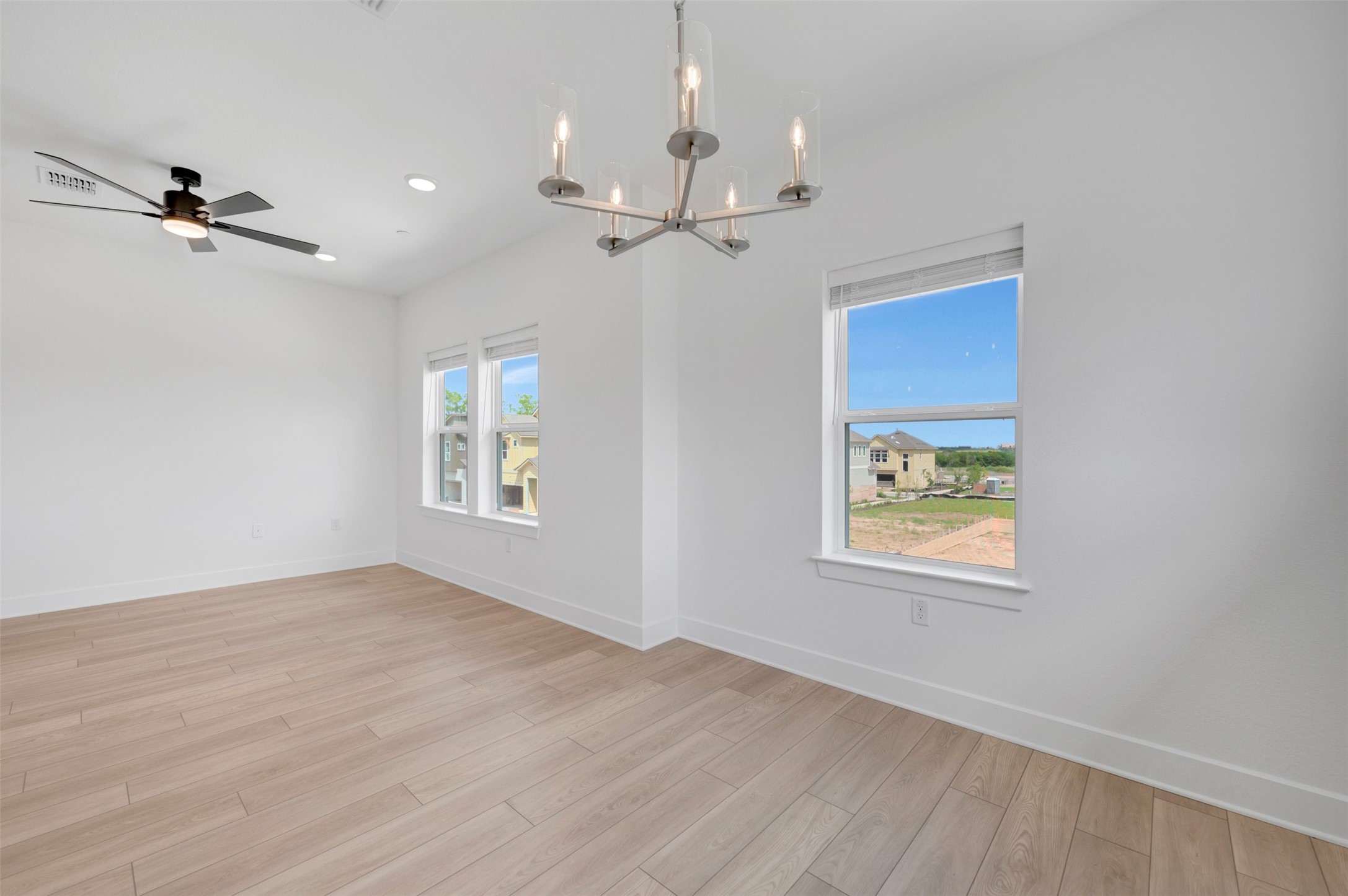 1010 A Brickell Loop Austin, TX 78744 - Photo 8 of 28 Dining Area - Family Room