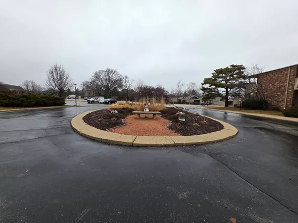 $174,900 | 425 West Willow Court, Unit 222, Fox Point, WI 53217