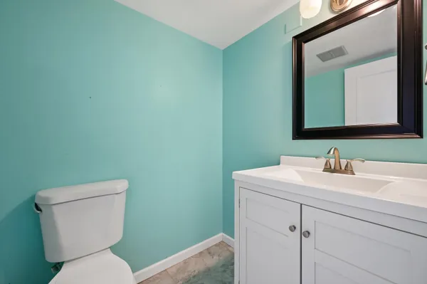 $174,900 | 425 West Willow Court, Unit 222, Fox Point, WI 53217