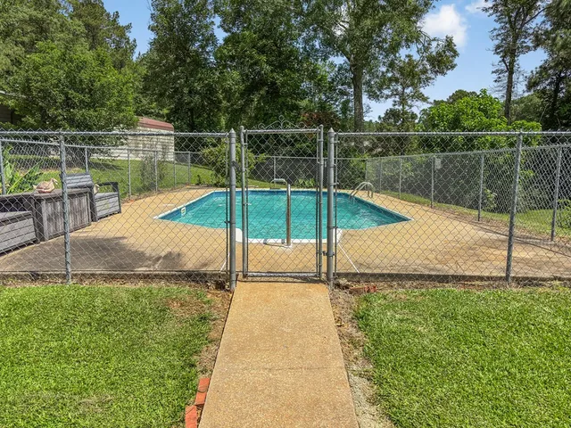 $199,500 | 1041 Fortenberry Circle, McComb, MS 39648