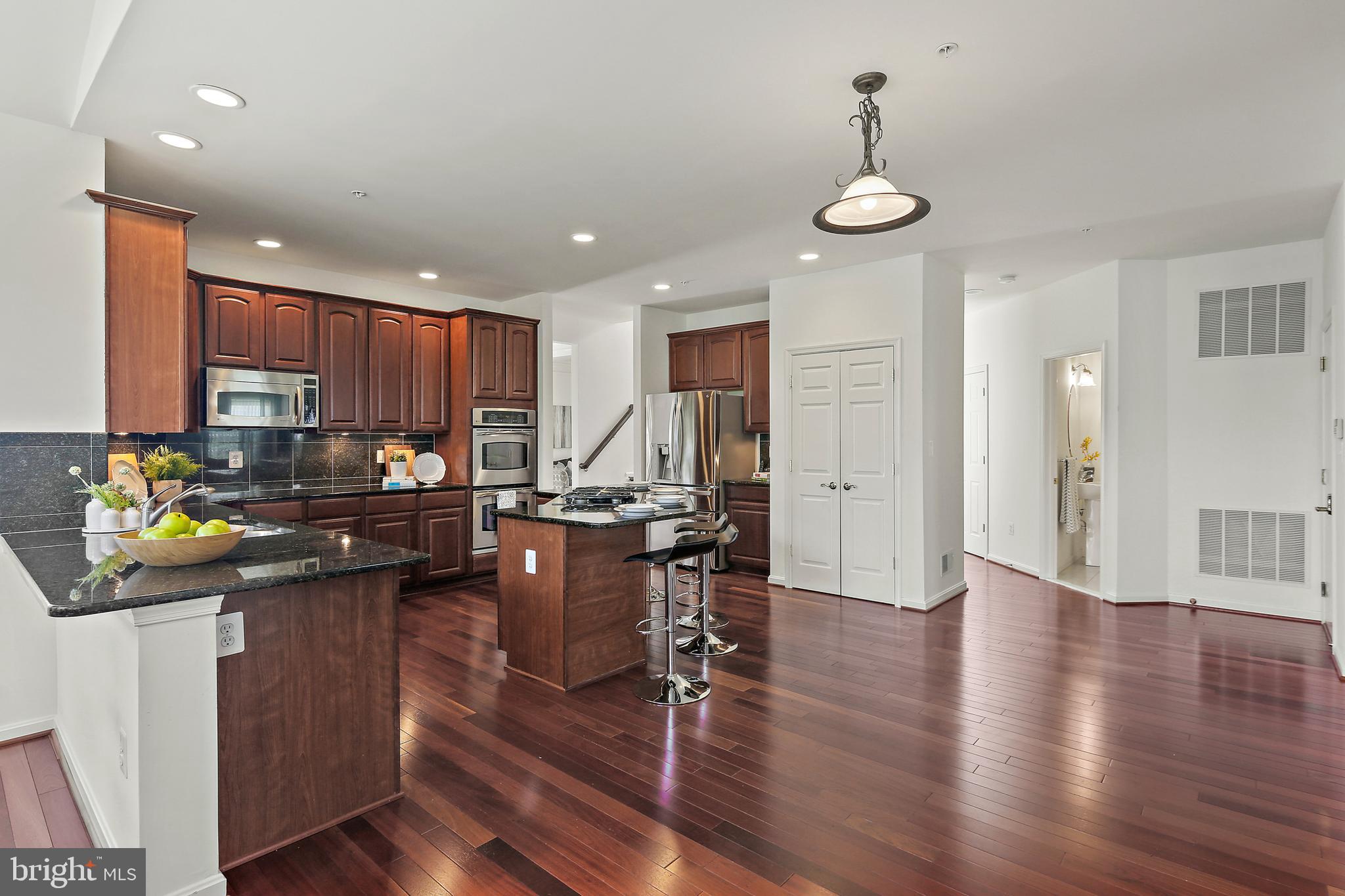 8034 High Castle Road Ellicott City, MD 21043 - Photo 11 of 40 Kitchen