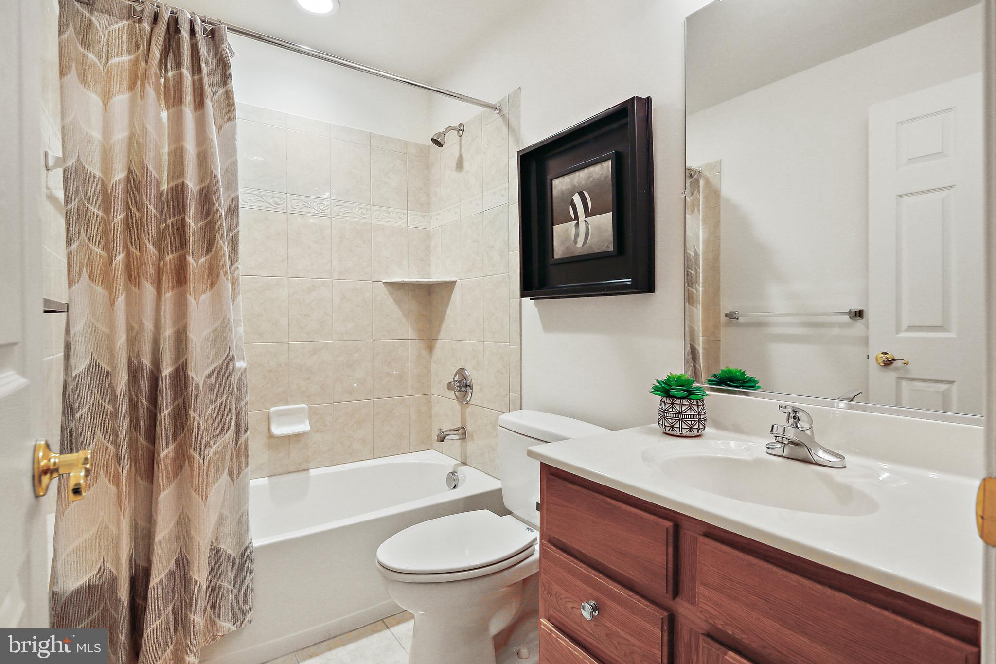 8034 High Castle Road Ellicott City, MD 21043 - Photo 33 of 40 Lower level full bathroom