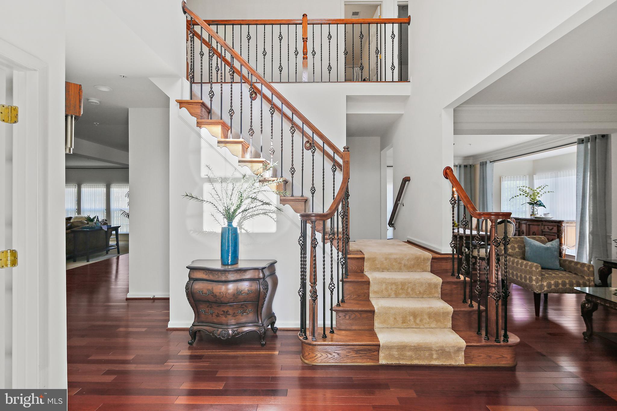 8034 High Castle Road Ellicott City, MD 21043 - Photo 4 of 40 2 Story Foyer