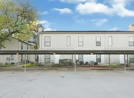 $188,987 | 2425 Augusta Drive, Unit 29, Houston, TX 77057