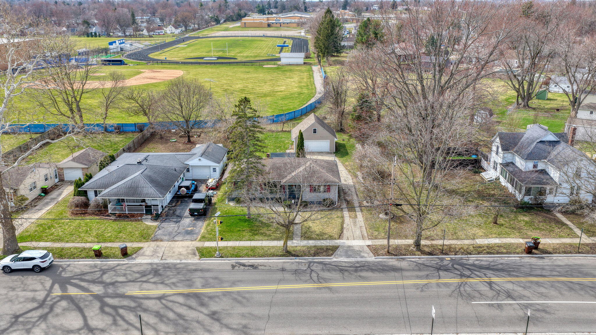 727 Springbrook Avenue Adrian, MI 49221 - Photo 34 of 43 34