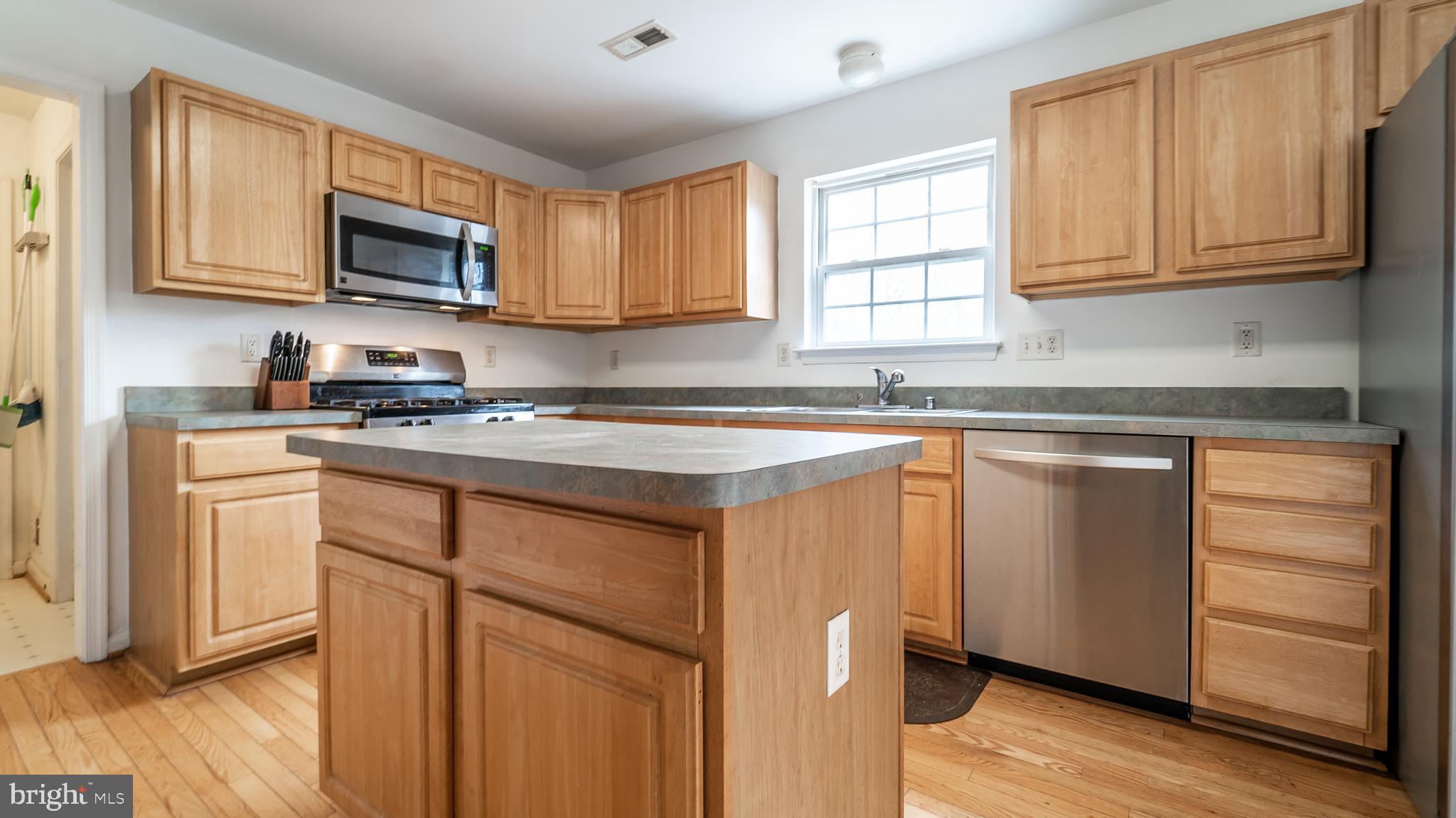 3207 Collins Street Clinton, MD 20735 - Photo 14 of 34 Gallery Image 14