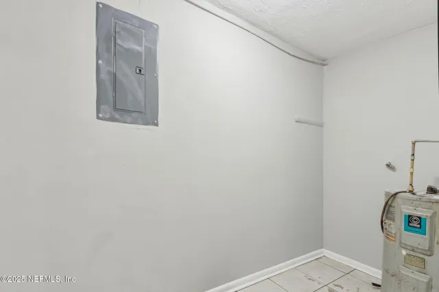 a view of utility room