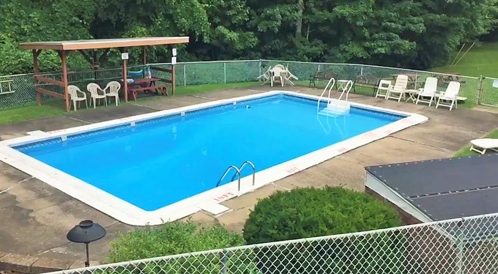 205 Coraopolis Road, Unit C4 Coraopolis, PA 15108 - Photo 24 of 25 Gallery Image 24