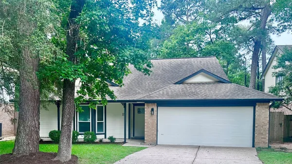 $2,399 | 15 Tremont Woods Court, The Woodlands, TX 77381