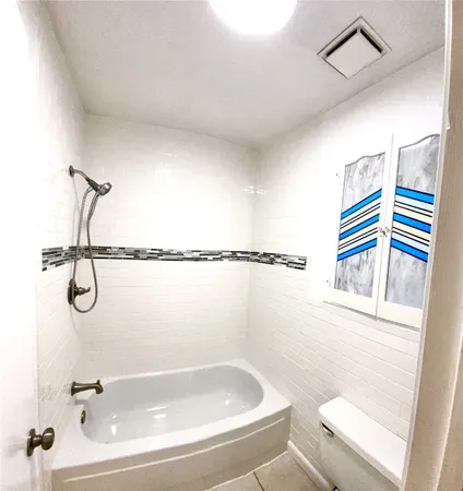 $2,399 | 15 Tremont Woods Court, The Woodlands, TX 77381