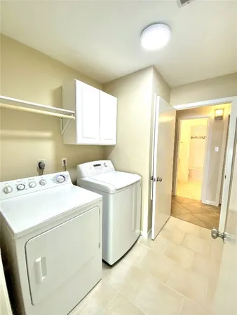 $2,399 | 15 Tremont Woods Court, The Woodlands, TX 77381