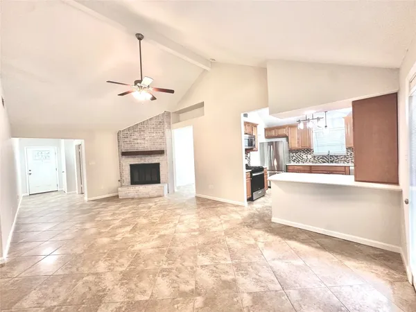 $2,399 | 15 Tremont Woods Court, The Woodlands, TX 77381