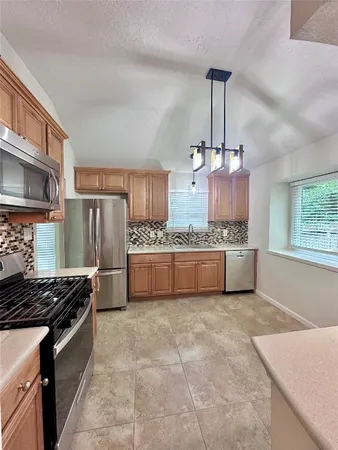 $2,399 | 15 Tremont Woods Court, The Woodlands, TX 77381