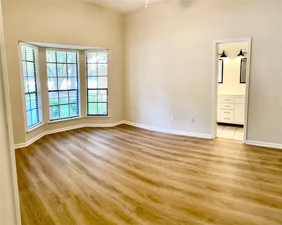 $2,399 | 15 Tremont Woods Court, The Woodlands, TX 77381