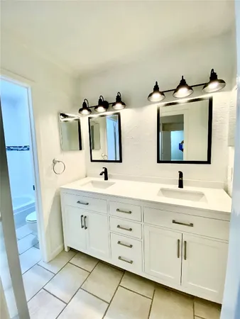 $2,399 | 15 Tremont Woods Court, The Woodlands, TX 77381