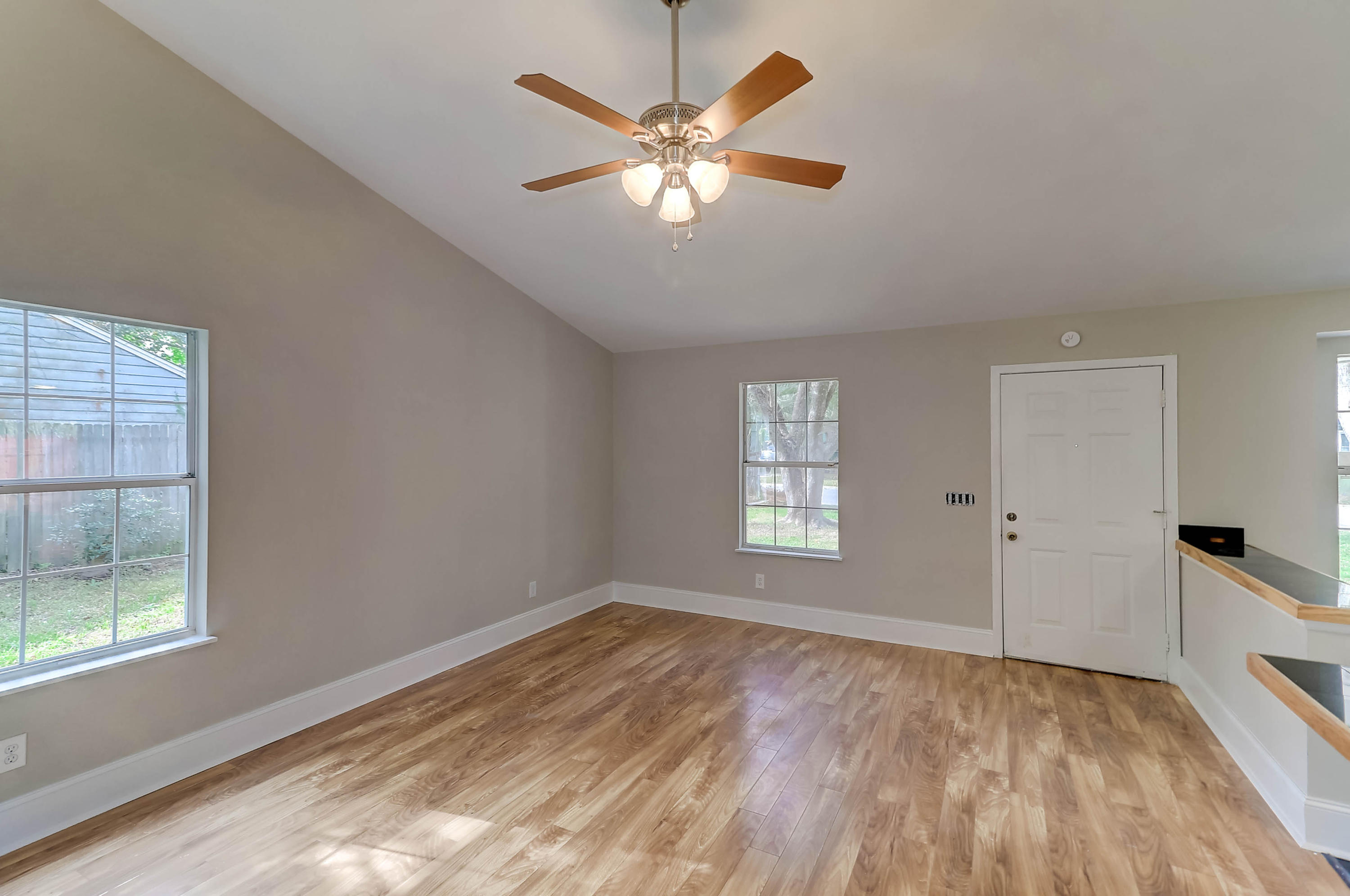 1152 Shoreham Road Charleston, SC 29412 - Photo 13 of 31 1152 Shoreham (7)