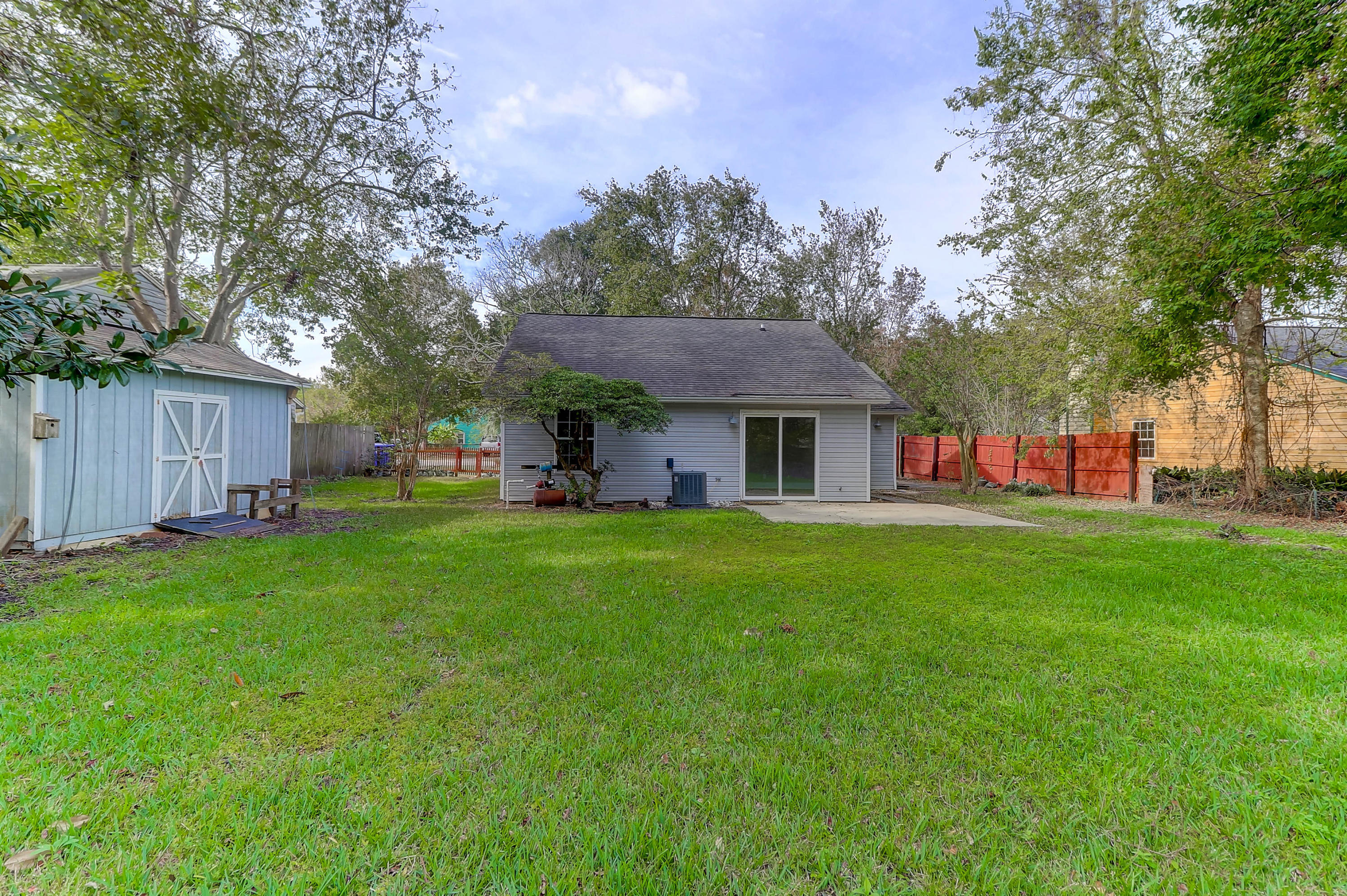 1152 Shoreham Road Charleston, SC 29412 - Photo 3 of 31 1152 Shoreham (35)