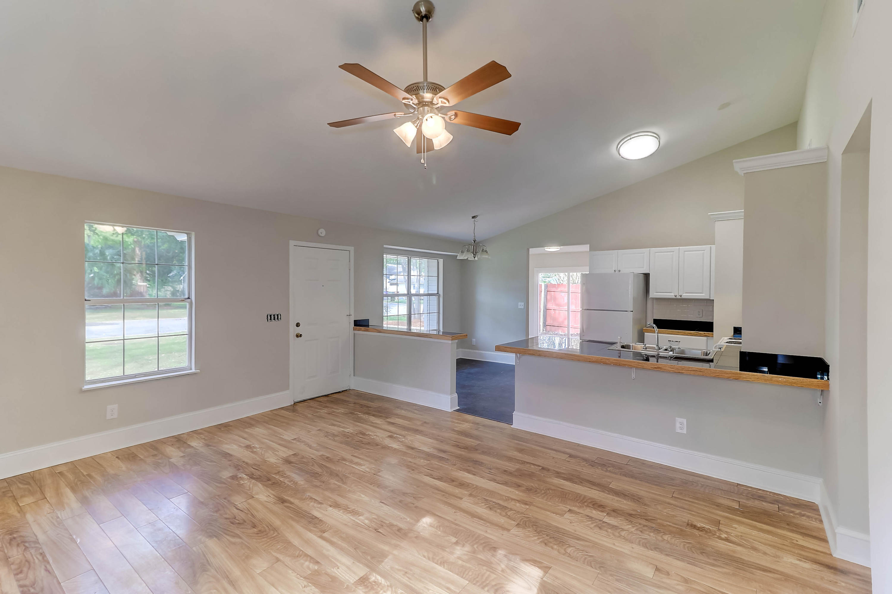 1152 Shoreham Road Charleston, SC 29412 - Photo 9 of 31 1152 Shoreham (6)
