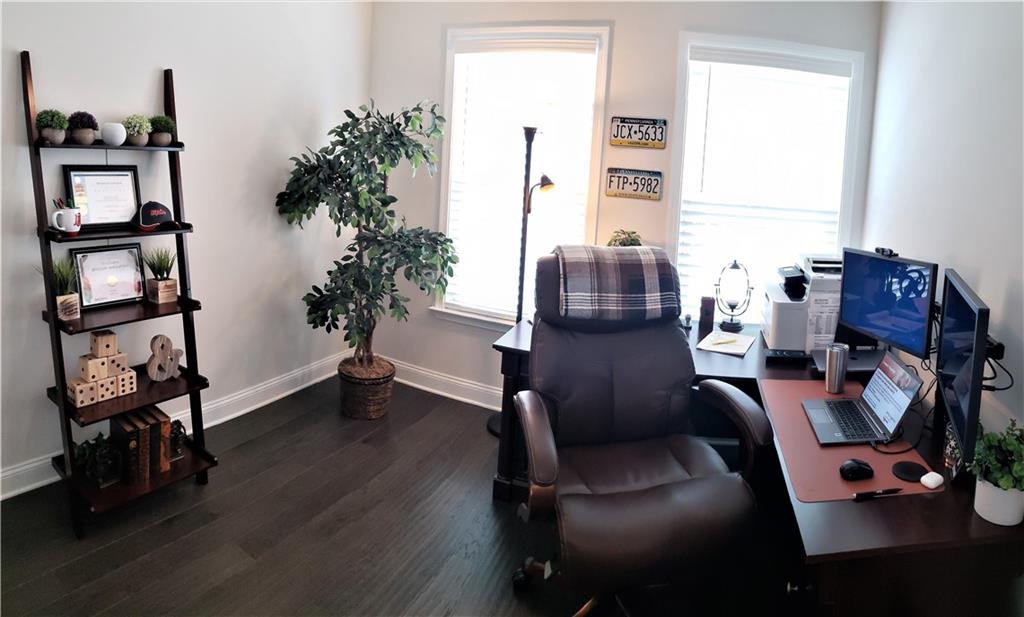 123 Cole Drive McKees Rocks, PA 15136 - Photo 20 of 24 Gallery Image 20