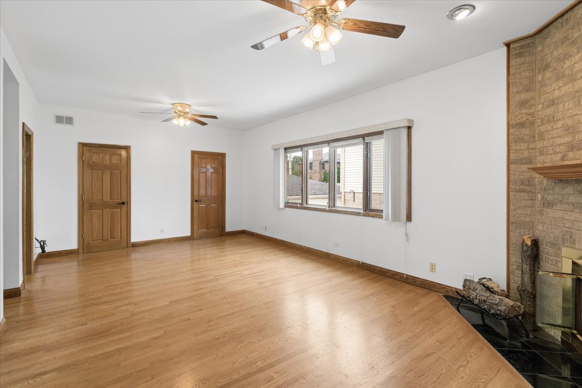 7645 West Rascher Avenue Chicago, IL 60656 - Photo 14 of 38 Gallery Image 14