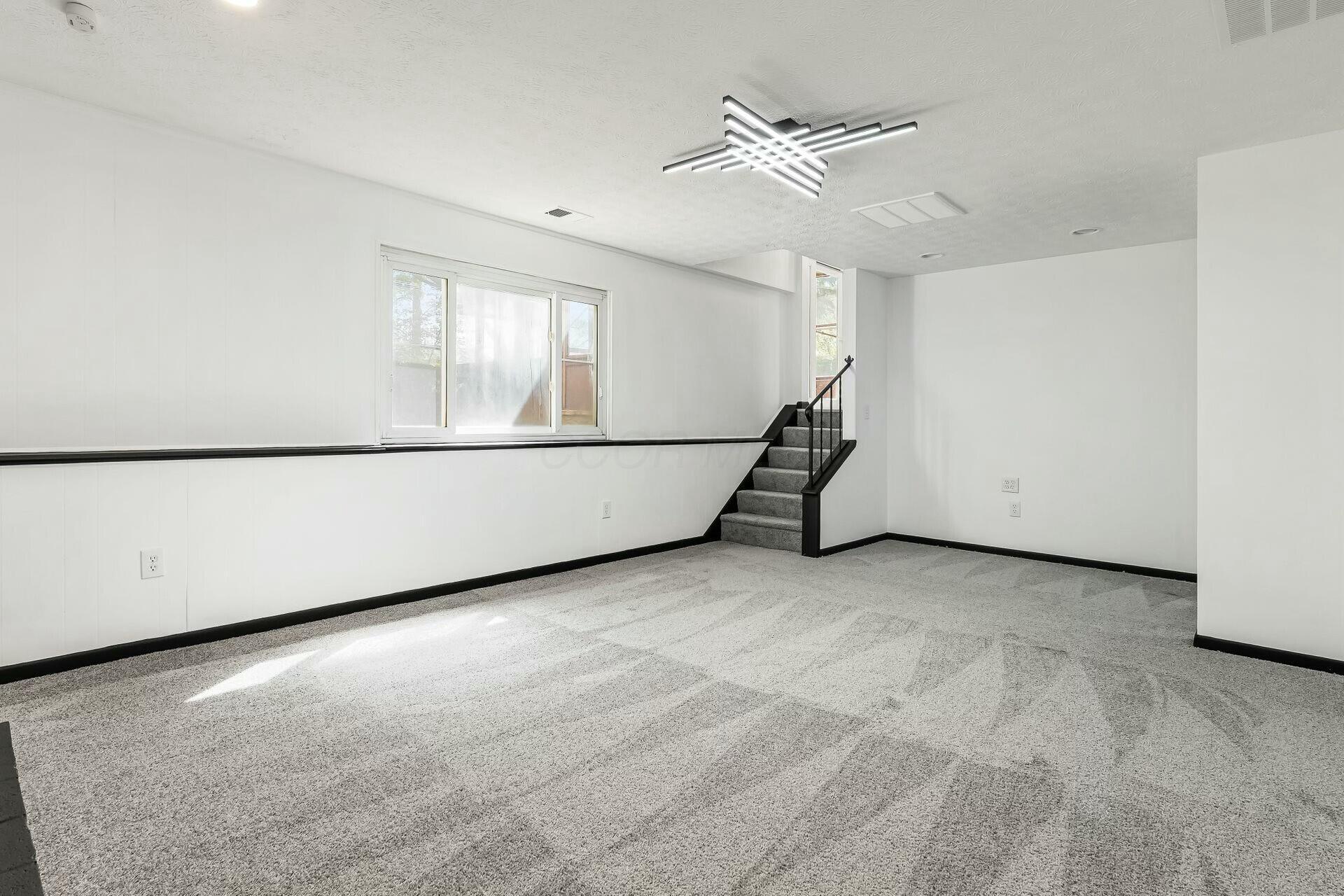 239 Chapelfield Road Columbus, OH 43230 - Photo 19 of 44 tempImageHwwDxx