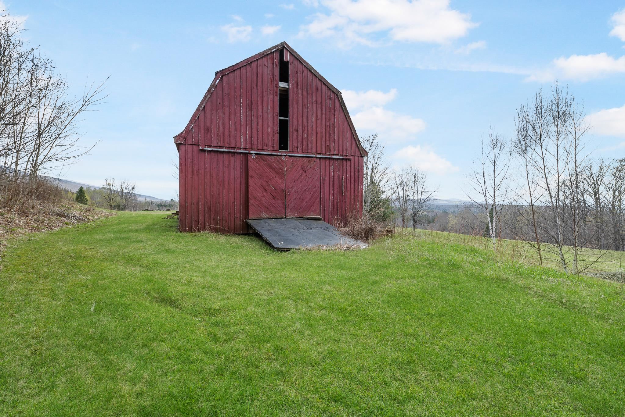 68 Rowell Road Lancaster, NH 03584 - Photo 11 of 59