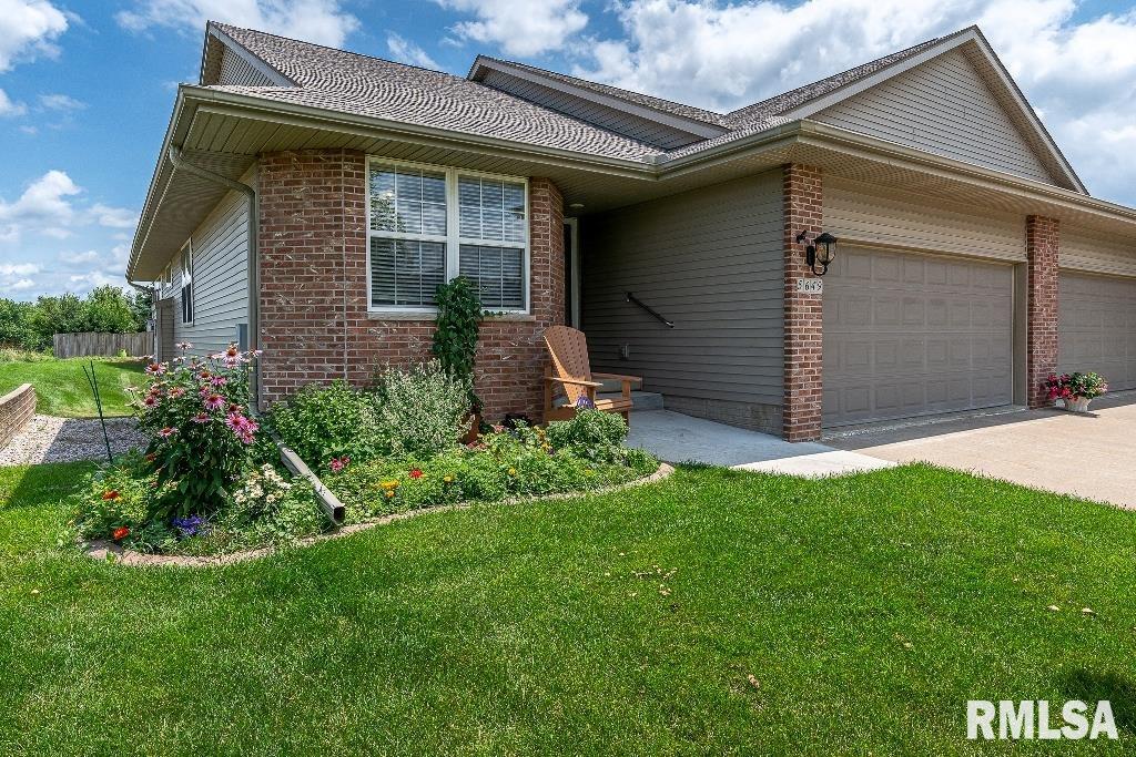 5649 Red Fox Road Bettendorf, IA 52722 - Photo 2 of 22