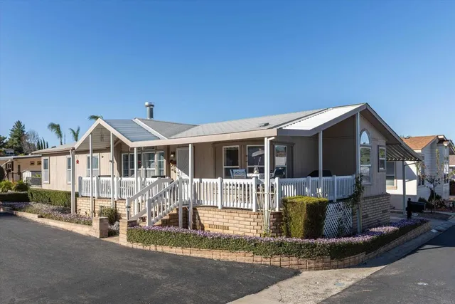 $549,777 | 525 West El Norte Parkway, Unit 116, Escondido, CA 92026