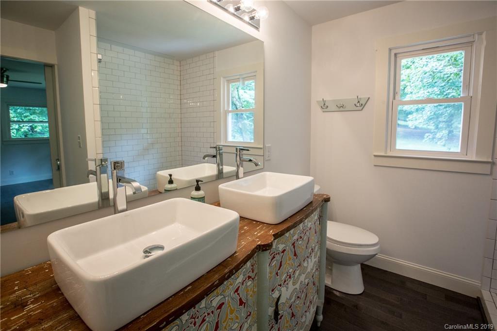 508 Elm Bend Road Brevard, NC 28712 - Photo 11 of 29 Gallery Image 11