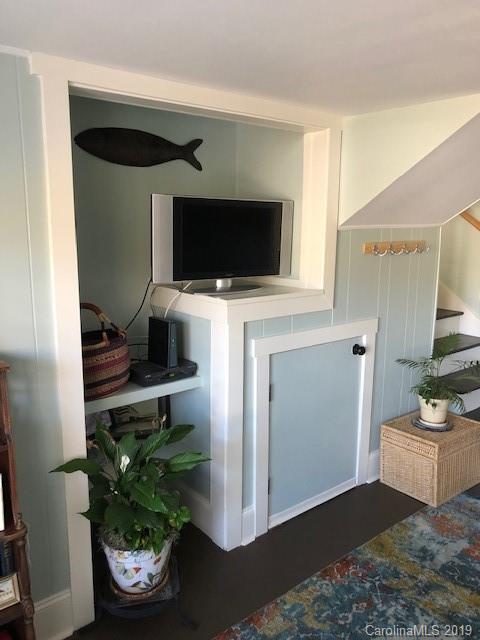 508 Elm Bend Road Brevard, NC 28712 - Photo 18 of 29 Gallery Image 18