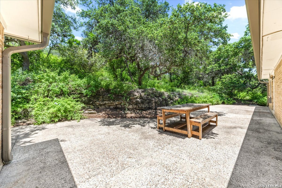 19435 Nottingham Lane Helotes, TX 78023 - Photo 33 of 46