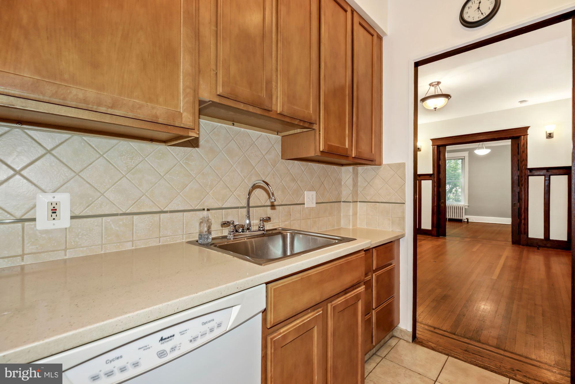 2610 Cathedral Avenue Northwest, Unit 1 Washington, DC 20008 - Photo 11 of 23