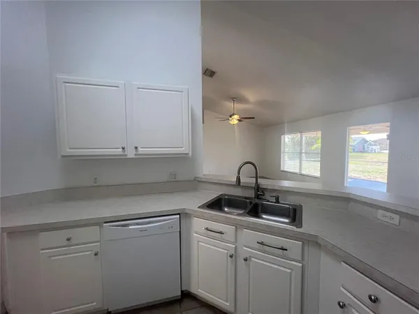 $1,750 | 2223 Rio De Janeiro Avenue, Punta Gorda, FL 33983