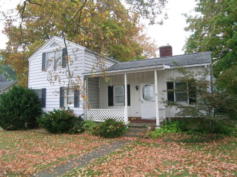 409 East Chicago Road White Pigeon, MI 49099 - Photo 1 of 16 Primary Photo