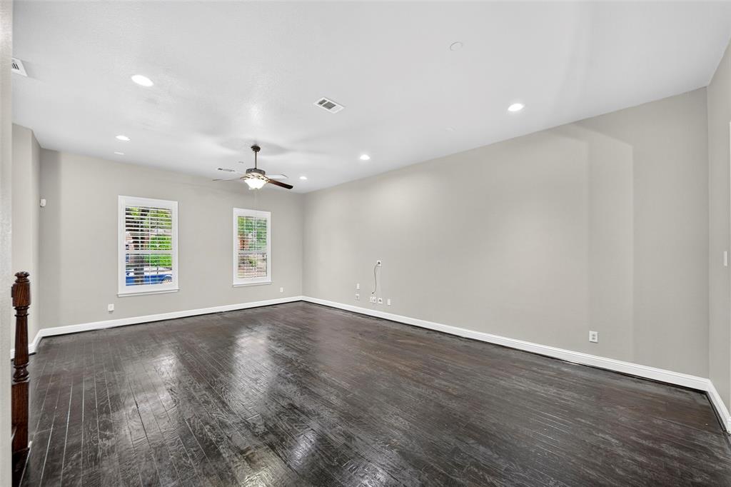 8607 Calvin Road Irving, TX 75063 - Photo 15 of 39