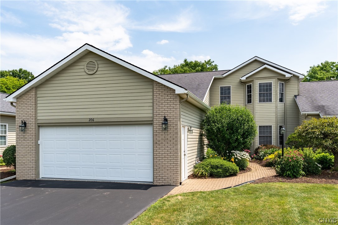 206 Falling Brook Path Manlius, NY 13066 - Photo 2 of 2