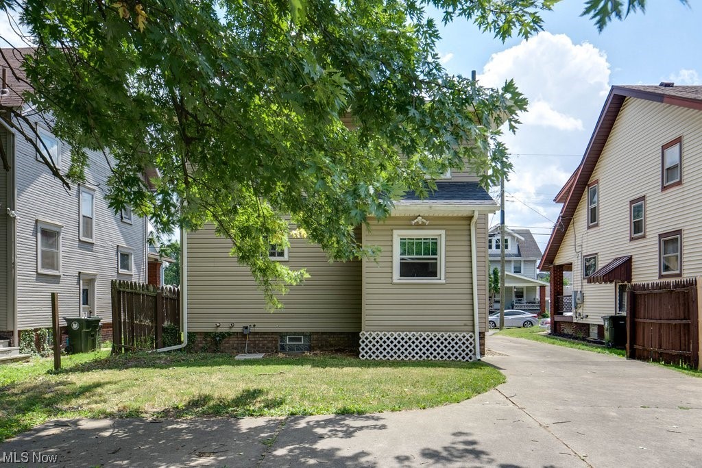 2701 9th Street Northwest Canton, OH 44708 - Photo 6 of 35 Gallery Image 6
