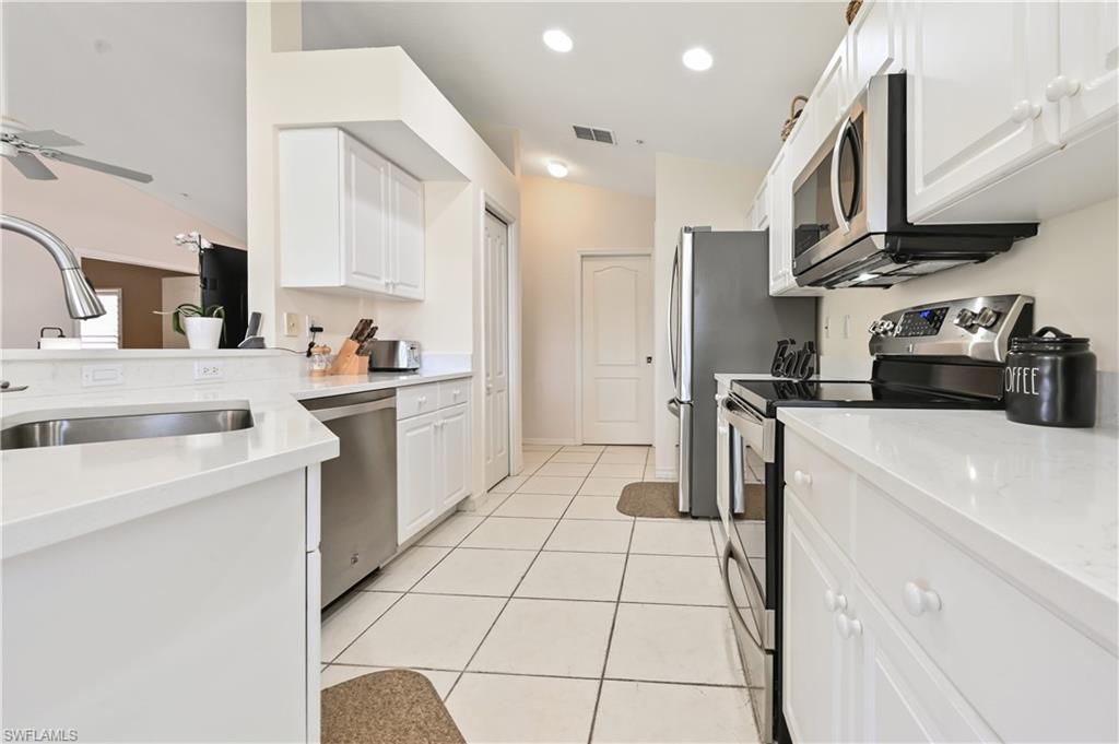 349 Dover Place, Unit B201 Naples, FL 34104 - Photo 11 of 31 Gallery Image 11