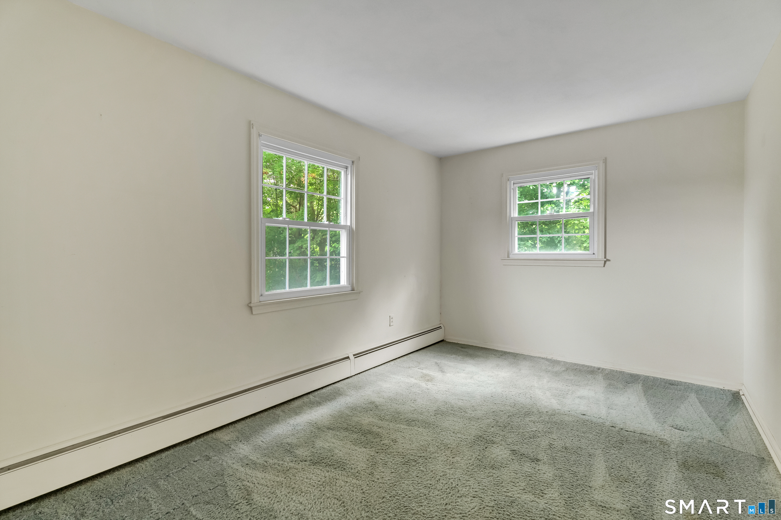 129 Chesterfield Road East Lyme, CT 06333 - Photo 37 of 40