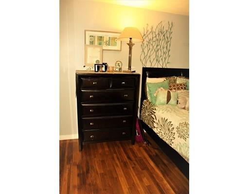 116 Cherokee Drive Springfield, MA 01109 - Photo 13 of 30